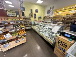 56-biocoop-montbeliard-les-halles-magasin-alimentation-bio-service-traditionnel-fruit-legume-fromage-co.webp